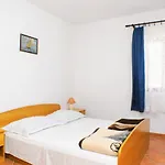 Mandre 523b Apartman Kolan